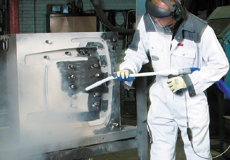 Exemple de nettoyage cryogénique propose par Cleanbelt